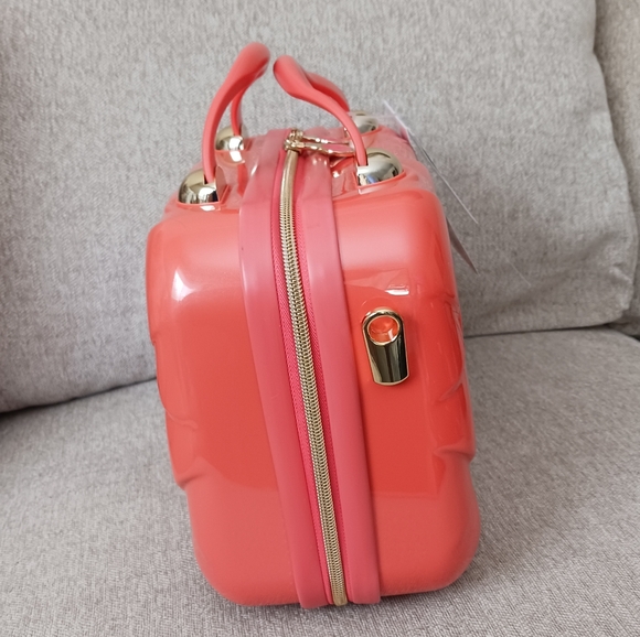 Marcy McKenna 2- in 1 Essential St.Tropez design beauty, makeup case - Picture 4 of 16